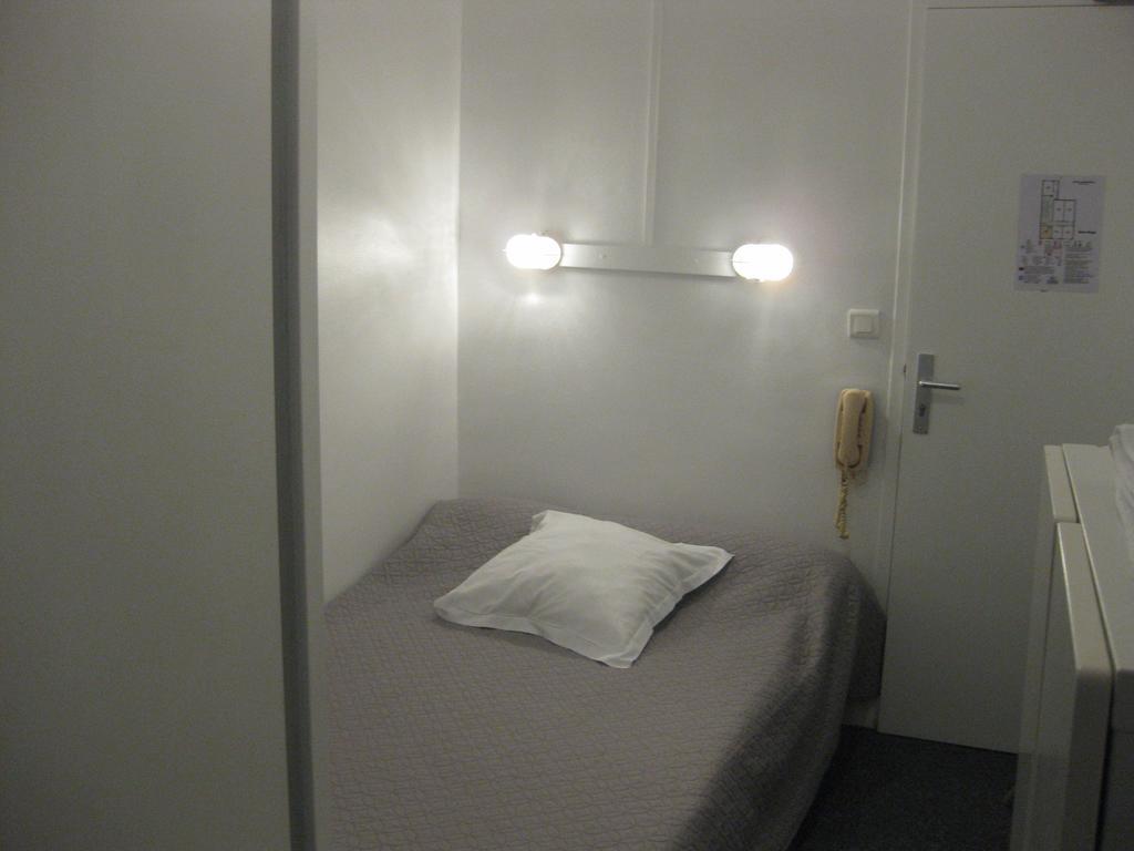 Le Monopole Hotel แร็งส์ ห้อง รูปภาพ