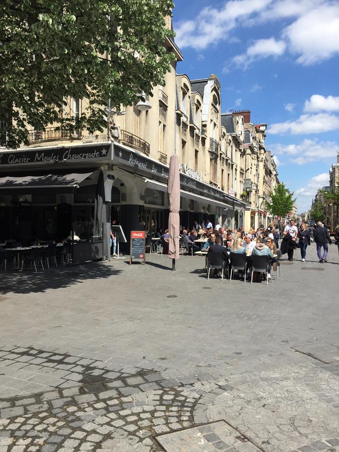 Le Monopole Hotel แร็งส์ ภายนอก รูปภาพ